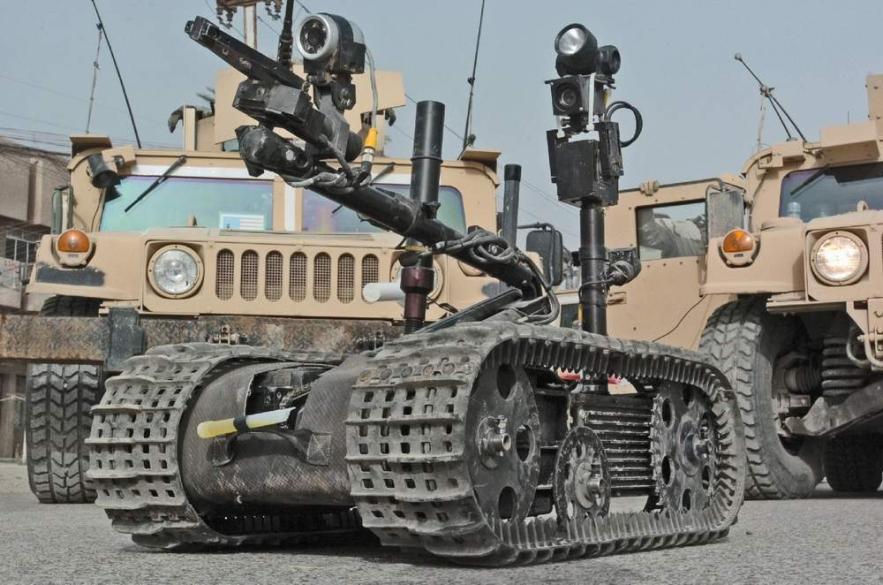 How Can AI Robots Be Used to Improve Military Operations?