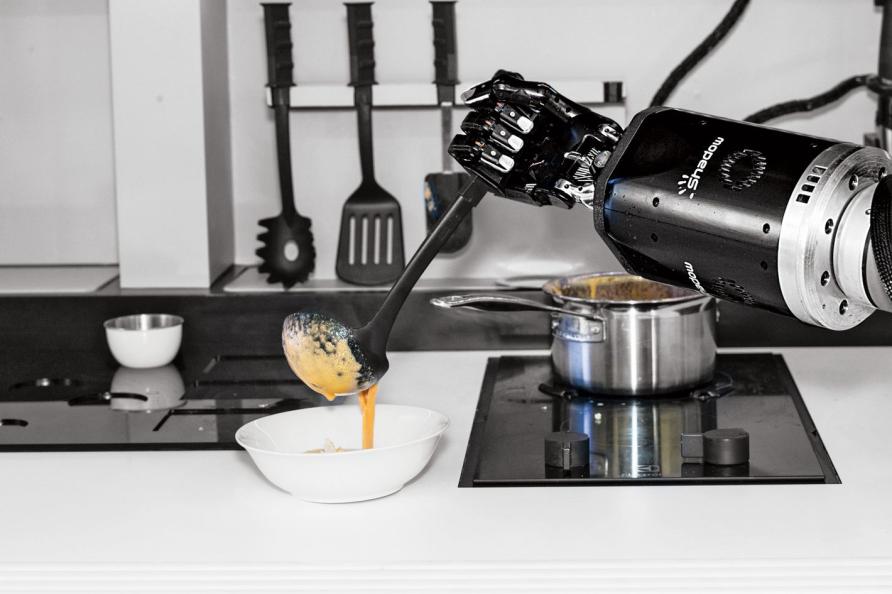 How Can Chefs Use AI Robots to Improve Their Work?